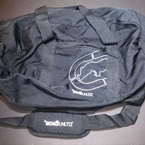 Ecko duffle bag